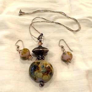 🟢 3/$20 - Matching necklace and earrings